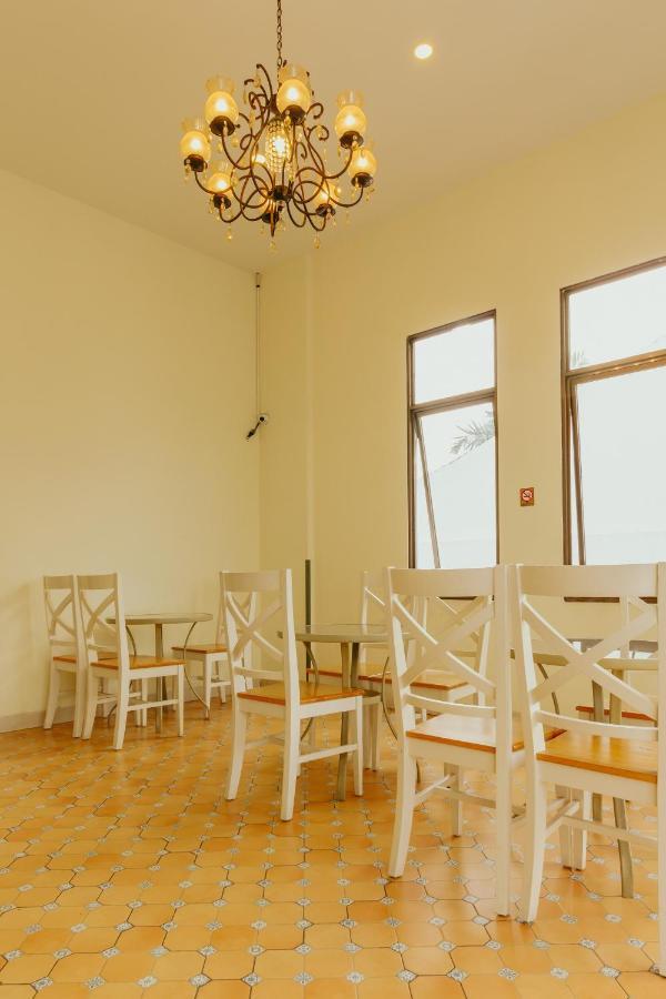 Urbanest Inn House Slipi جاكرتا المظهر الخارجي الصورة