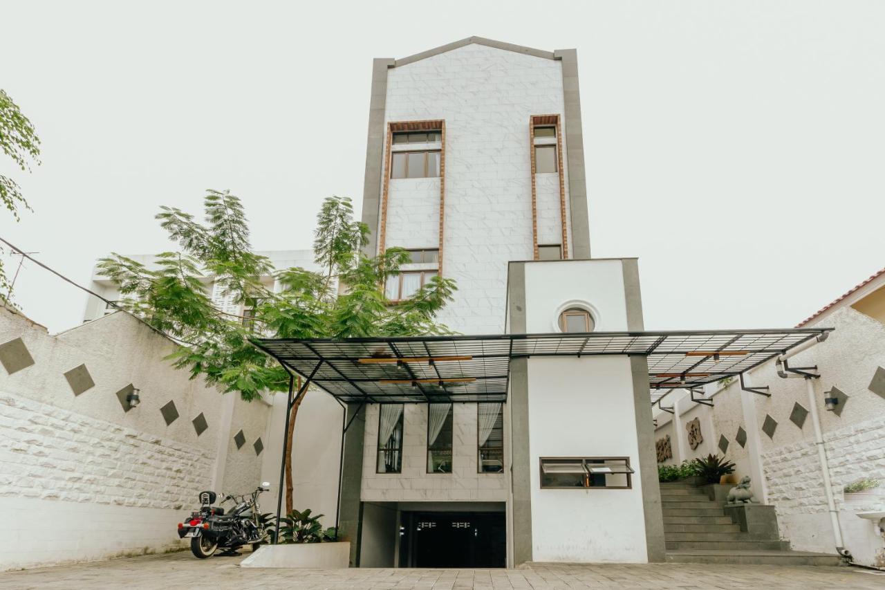 Urbanest Inn House Slipi جاكرتا المظهر الخارجي الصورة