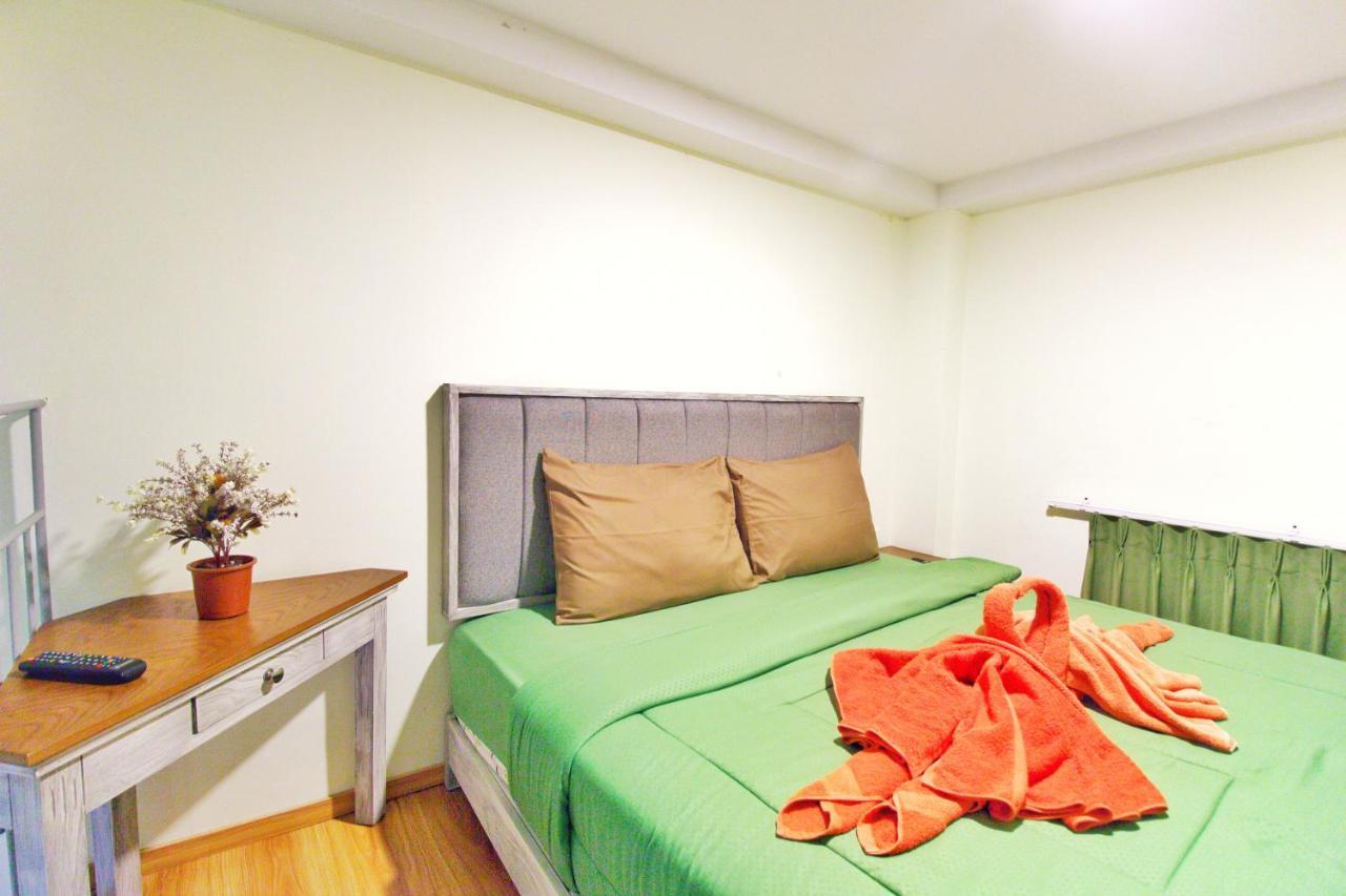 Urbanest Inn House Slipi جاكرتا الغرفة الصورة