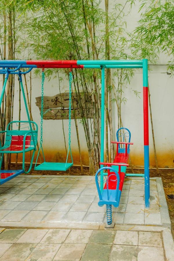 Urbanest Inn House Slipi جاكرتا المظهر الخارجي الصورة