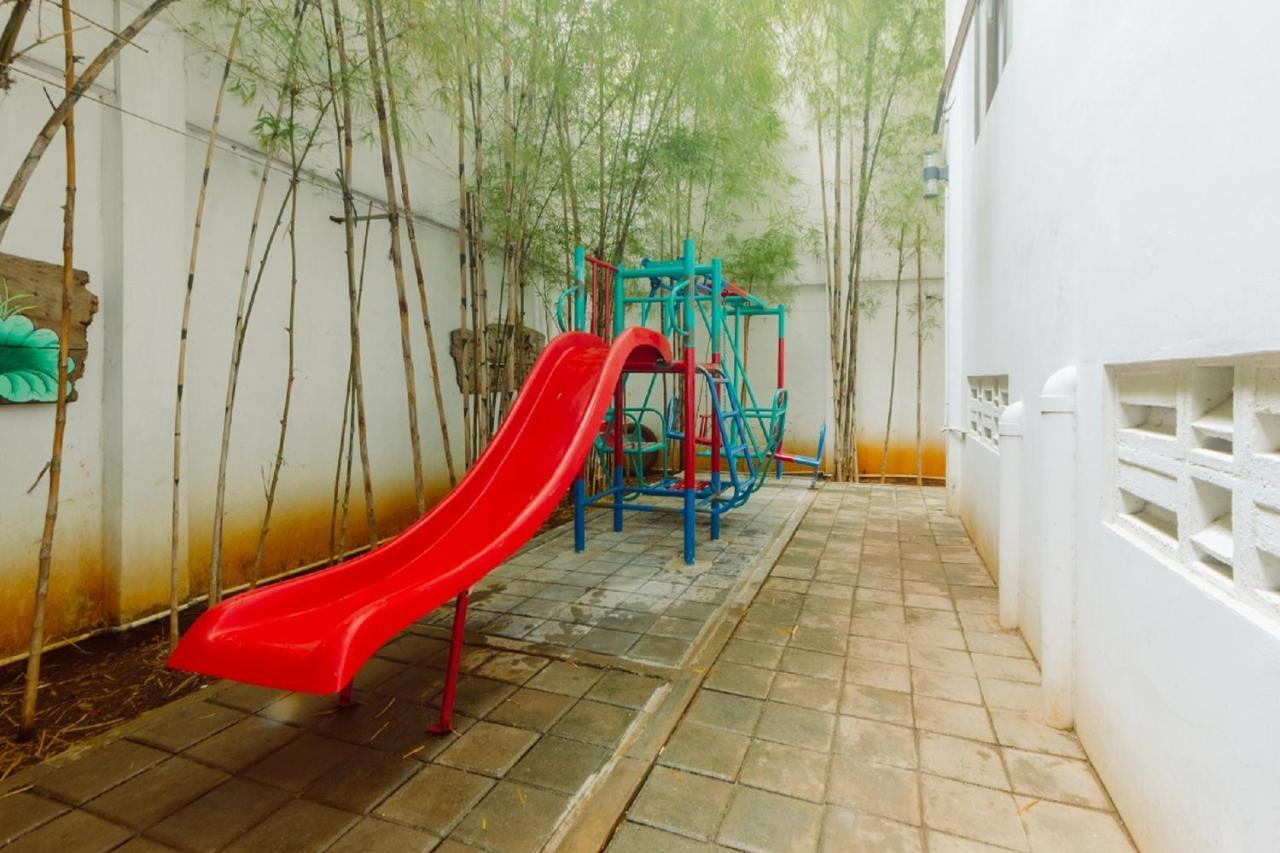 Urbanest Inn House Slipi جاكرتا المظهر الخارجي الصورة