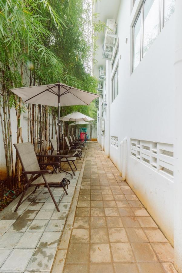 Urbanest Inn House Slipi جاكرتا المظهر الخارجي الصورة