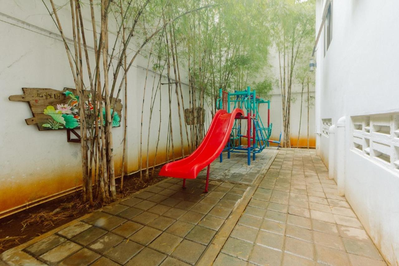 Urbanest Inn House Slipi جاكرتا المظهر الخارجي الصورة