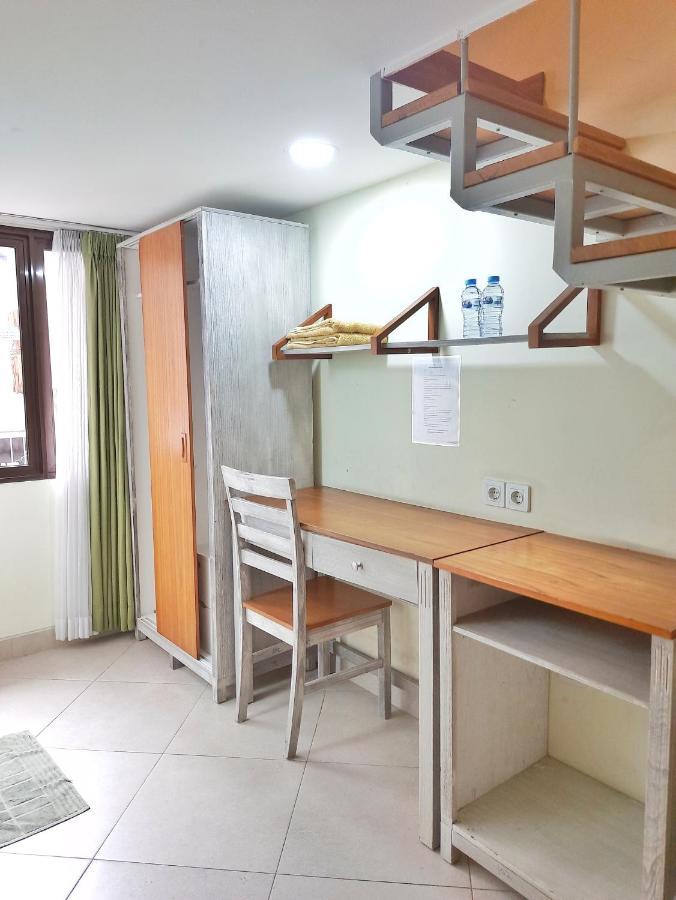 Urbanest Inn House Slipi جاكرتا المظهر الخارجي الصورة
