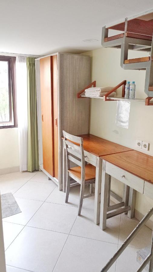 Urbanest Inn House Slipi جاكرتا المظهر الخارجي الصورة